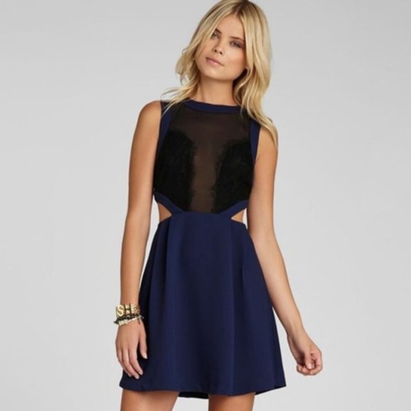 BCBGeneration Navy Blue Black Lace Inset Pleated Skirt Cutout Side Mini Dress 2 - Picture 2 of 15